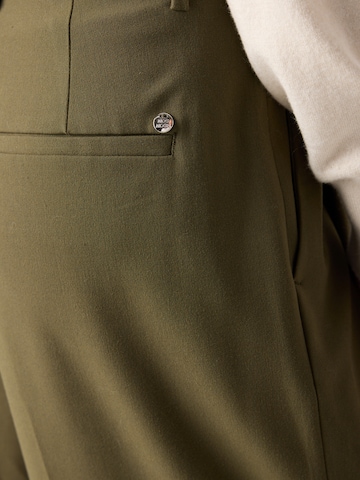 MOS MOSH Bő szár Élére vasalt nadrágok 'MMCharlize' - zöld