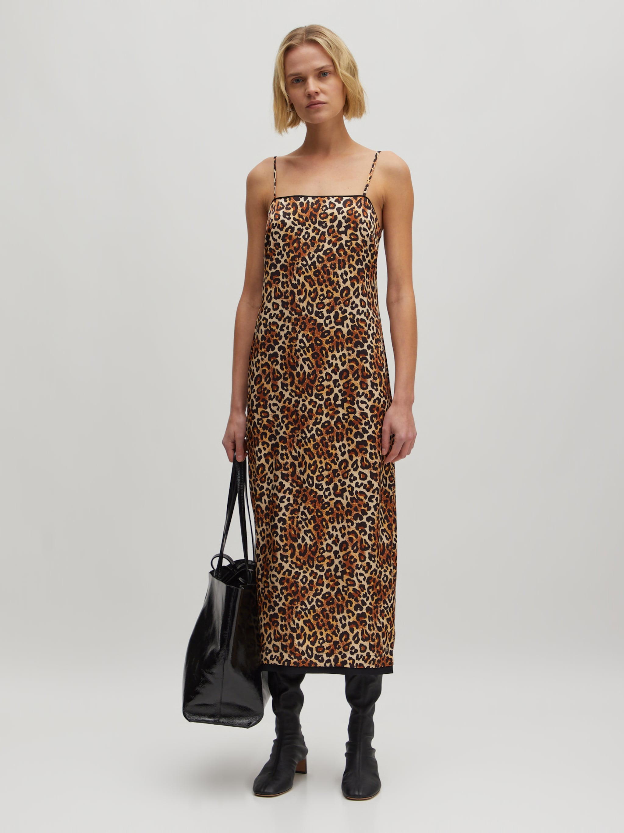 EDITED Producten Jurk 'Thora' Beige