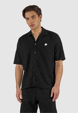 Coupe regular Chemise Pegador en noir : devant