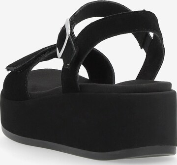 REMONTE Strap Sandals in Black