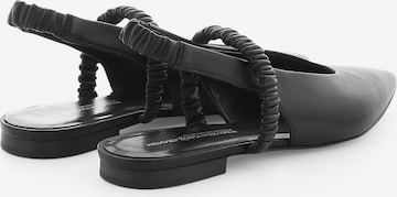 Chaussure basse ' GRETA ' Kennel & Schmenger en noir