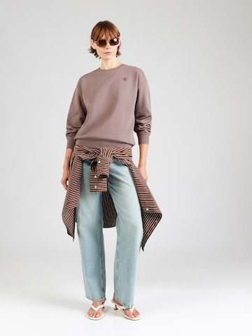Felpa di Calvin Klein Jeans in lilla