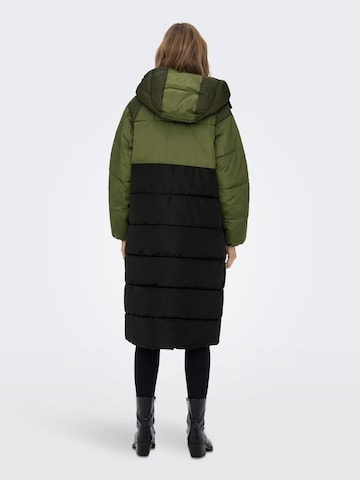 Manteau d’hiver 'Becca' ONLY en vert