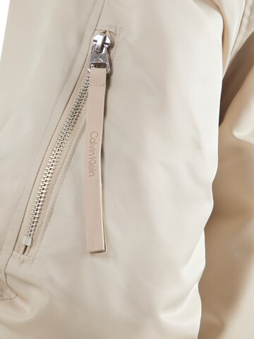 Calvin Klein Jeans Jacke in Beige