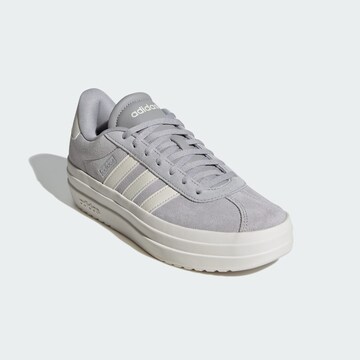 Baskets basses 'VL Court Bold' ADIDAS SPORTSWEAR en gris