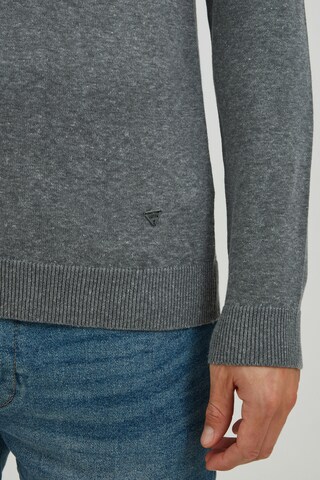 Pullover di 11 Project in grigio