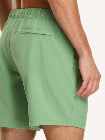 Pantaloncini da bagno 'MIKE' di Shiwi in verde