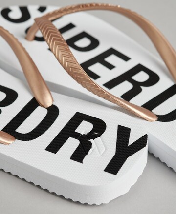 Superdry Teenslipper in Goud