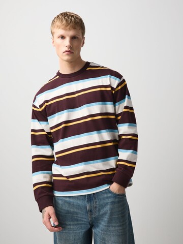 Next - Camiseta en rojo: frente