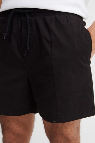 Regular Pantalon 'Faustino' !Solid en noir