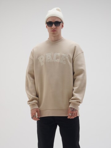 Pacemaker Sweatshirt 'Karim' (GOTS) in Beige