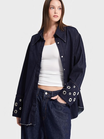 IT'S BASIC Oversized shirt 'Straight Denim Shirt' in Blue: front