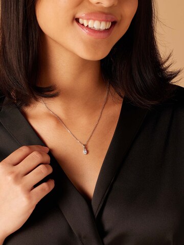 Lucardi Ketting 'Chic' in Zilver: voorkant
