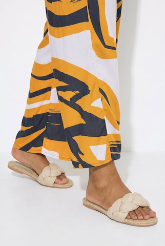 Angel of Style Regular Trousers in Yellow