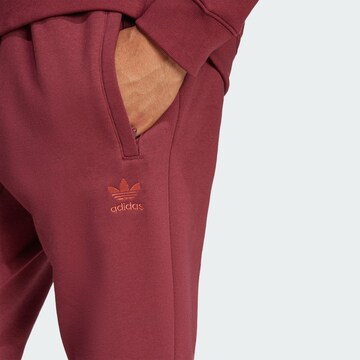 ADIDAS ORIGINALS Tapered Workout Pants ' Trefoil Essentials ' in Red