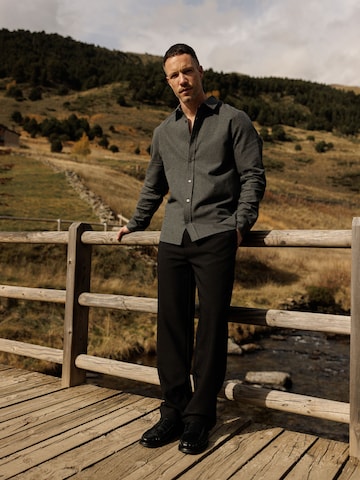 DAN FOX APPAREL Regular fit Overhemd 'Leopold' in Grijs