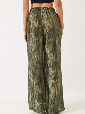 Bianco Lucci Bő szár Nadrág - zöld