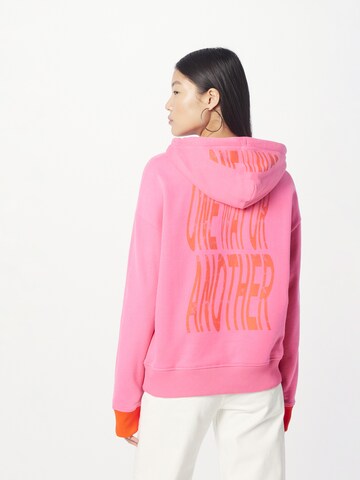 BOSS Sweatshirt 'Ecaisy' i rosa