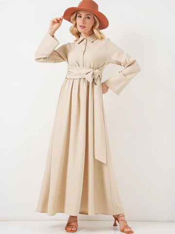 Bigdart Dress in Beige: front