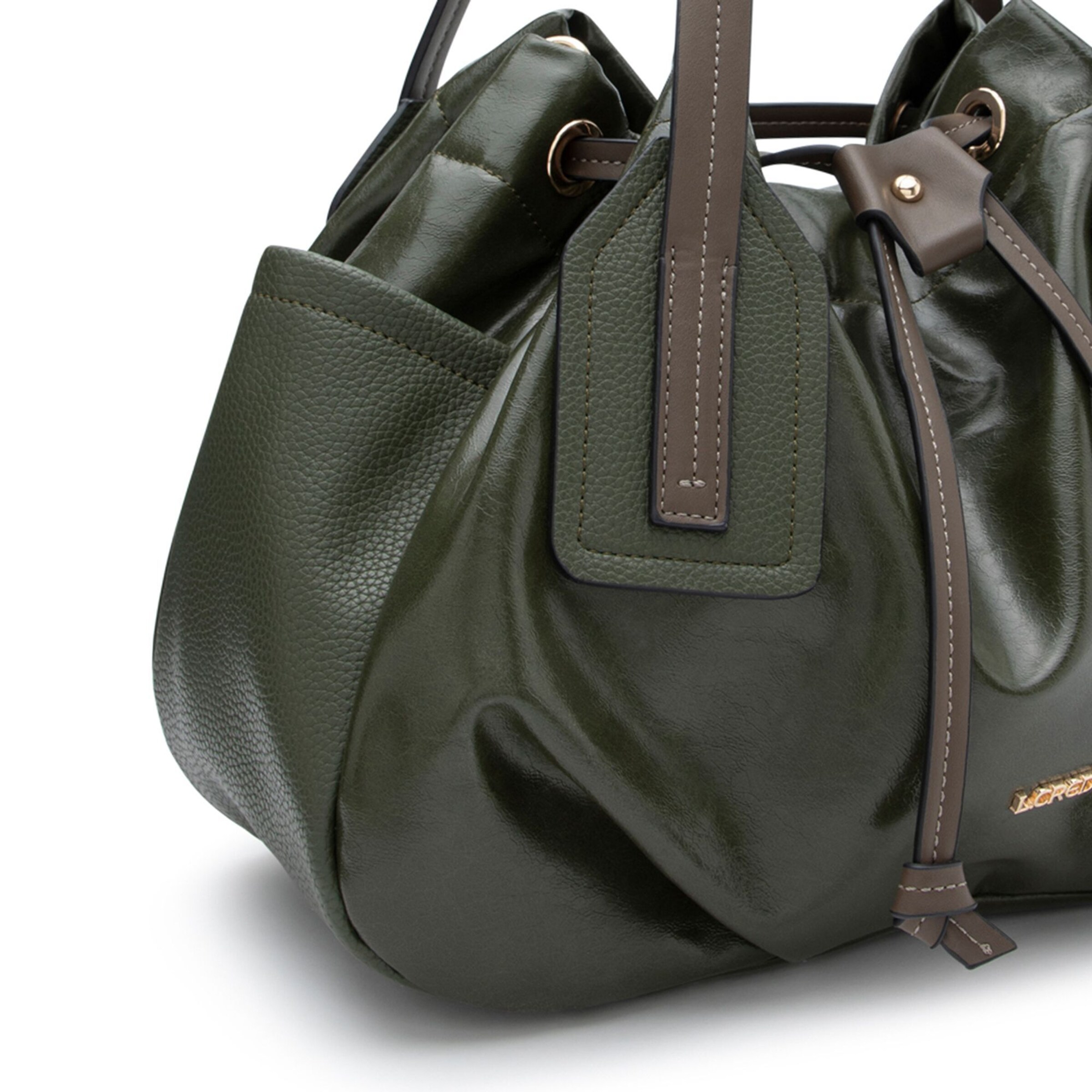 Poche ventrale 'Padma' L.CREDI en vert