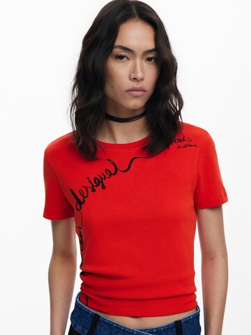 Desigual - Camiseta en rojo