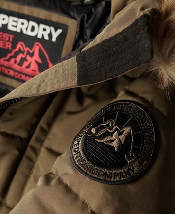 Superdry Winterjacke in Grün