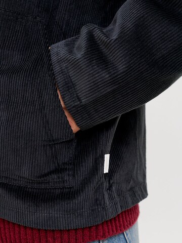 JACK & JONES Демисезонная куртка в Черный