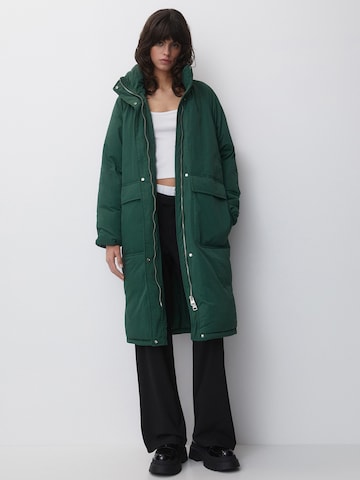 Pull&Bear Between-Seasons Coat in Green: front