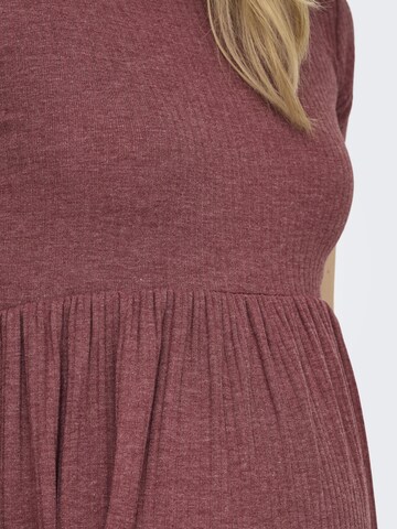 Only Maternity - Camiseta 'OLMMalaya' en marrón