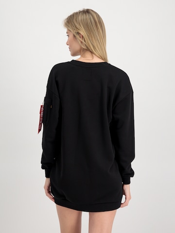 ALPHA INDUSTRIES Sweatshirt in Zwart