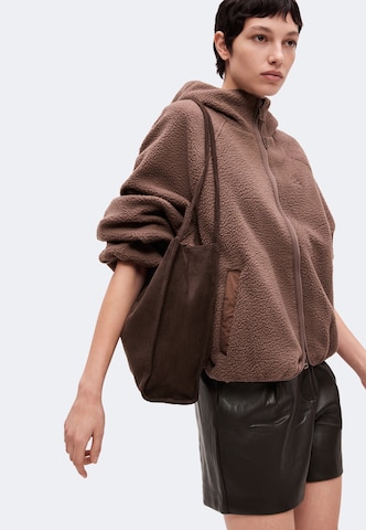 Veste en polaire 'BLANCA' Embassy of Bricks and Logs en marron