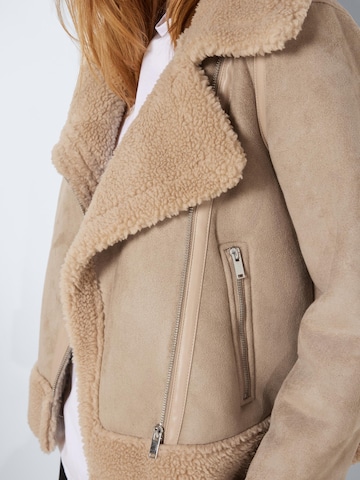 Veste mi-saison 'SHERRI' Noisy may en beige