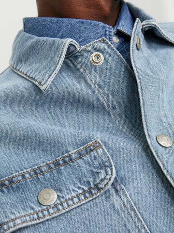 JACK & JONES - Chaqueta de entretiempo 'JJChase' en azul