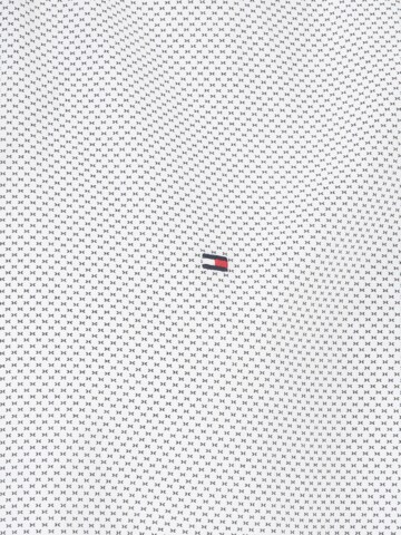 Tommy Hilfiger Big & Tall Средняя посадка Рубашка в Белый
