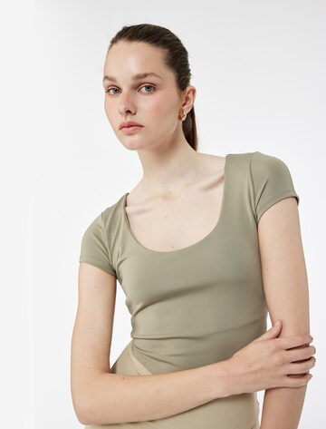 Koton Shirt in Groen: voorkant