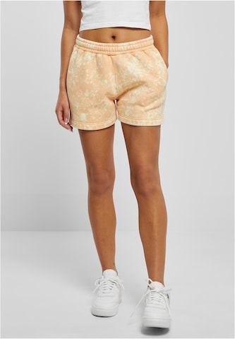 Urban Classics Regular Shorts in Orange: predná strana