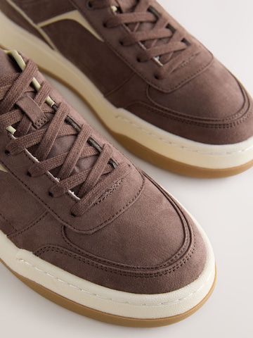 Next - Sapatilhas baixas 'Forever Comfort' em castanho