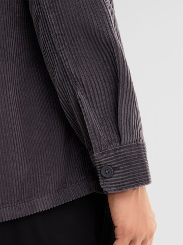Coupe regular Chemise STRELLSON en gris