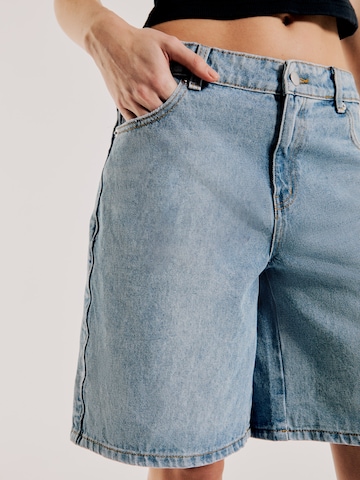 Wide leg Jeans 'Inka' di OUT OF ORBIT in blu