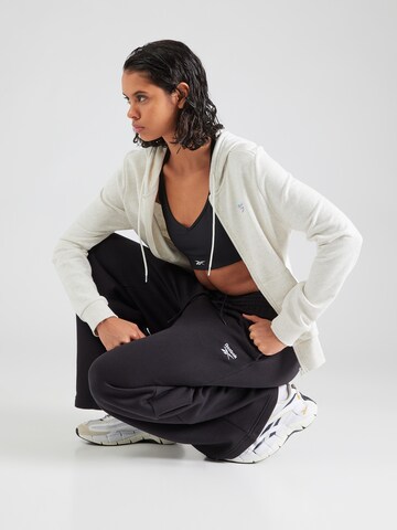 Reebok Спортивная кофта в Бежевый