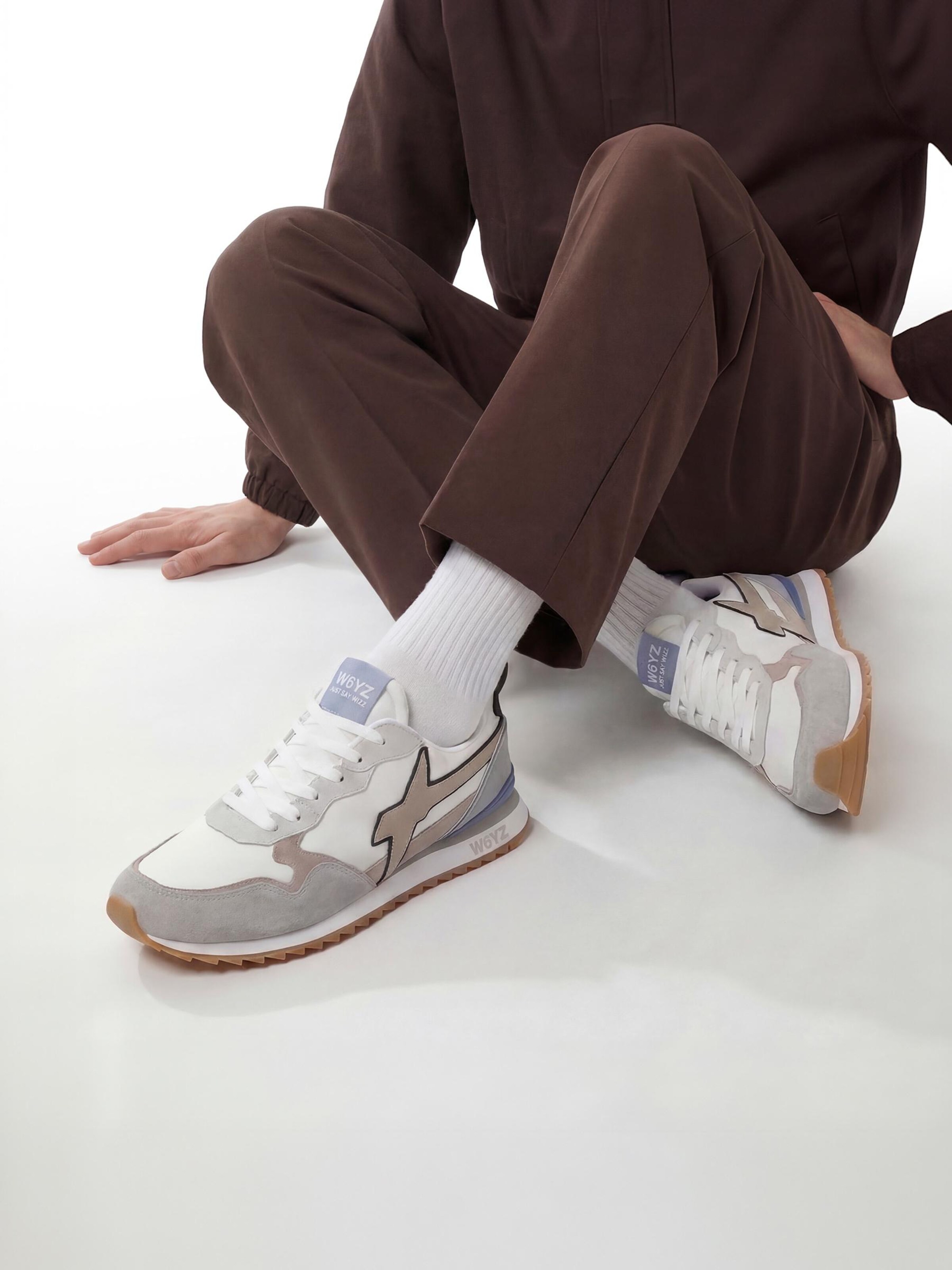 W6YZ Platform trainers 'JET-M.' in Grey: front