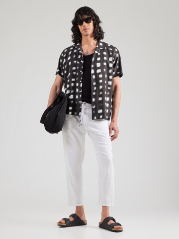 Regular Pantalon à pince 'ONSLEO' Only & Sons en blanc