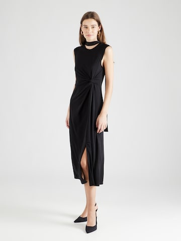 Rochie de la ESPRIT pe negru: față