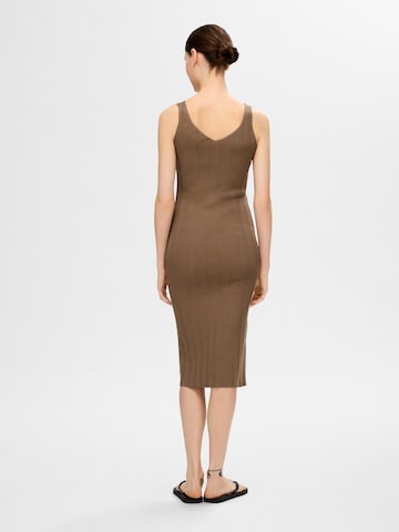 SELECTED FEMME Strikkjole 'Trixie' i brun