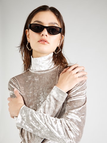 Calvin Klein Společenské šaty – šedá
