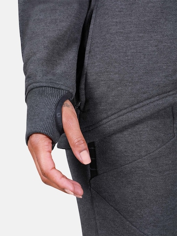 Veste de survêtement 'Naka' MOROTAI en gris