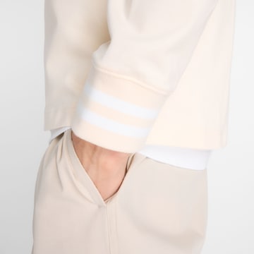 T-Shirt 'Rugby' new balance en beige