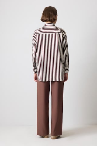 Touche Prive Trachtenshirt in Braun