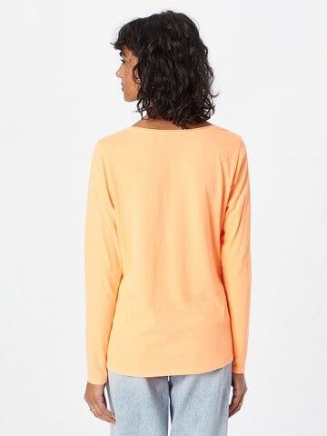 OUI Shirt in Orange