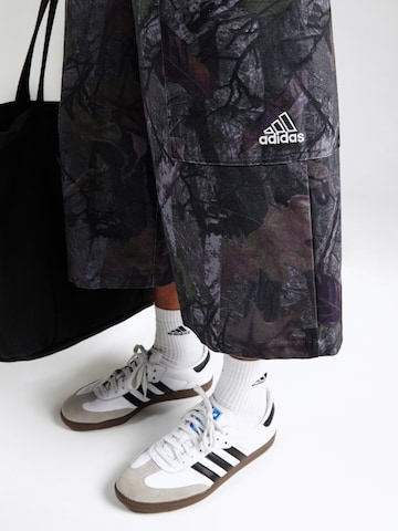 ADIDAS ORIGINALS Свободный крой Штаны в Черный